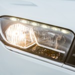 Lada XRAY официальное фото - головная оптика (включена)