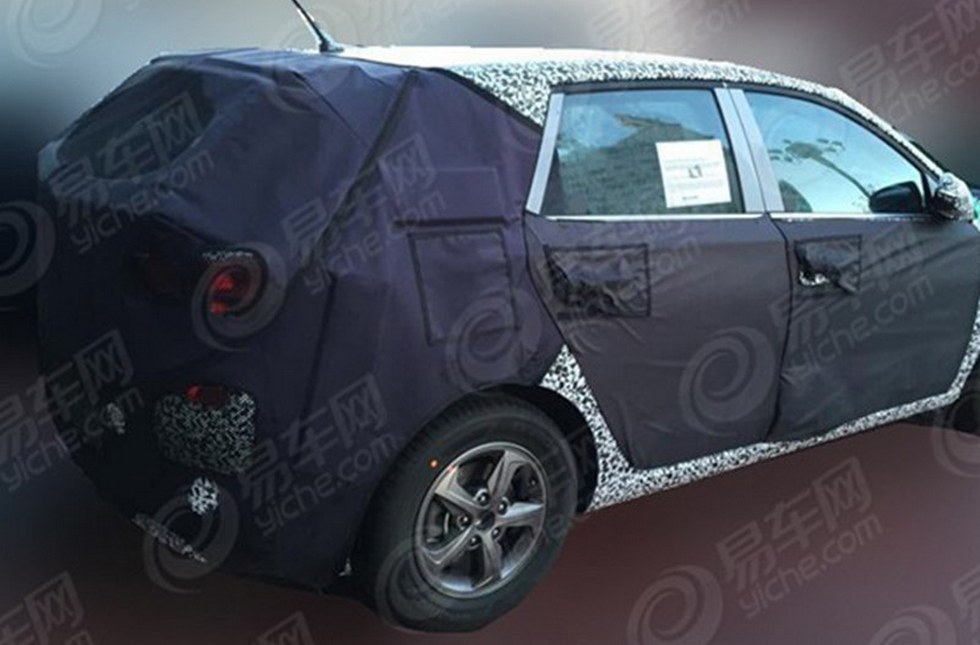 Hyundai Elantra хэтчбек шпионское фото