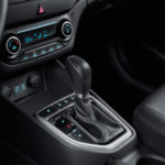 Hyundai Creta фото интерьера - рычаг переключение передач