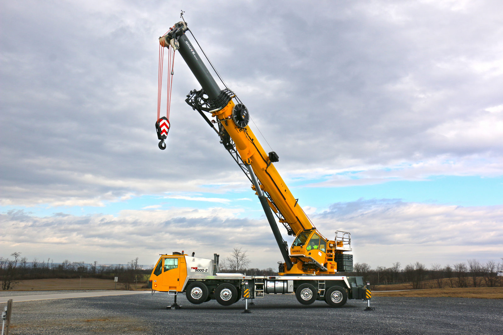 Grove unveils the TMS9000-2 truck crane