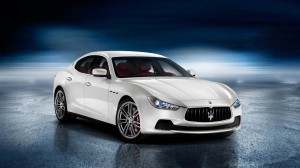 Официальные фото седана Maserati Ghibli появились до премьеры