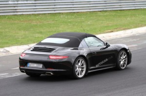 Шпионы сделали фото новой модификации Porsche 911 во время тестов