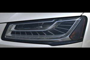 Audi представила новую матрицу оптики флагмана A8
