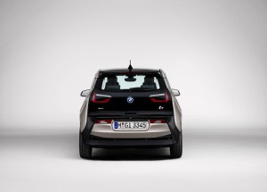 Дебютировал первый баварский электрокар BMW i3