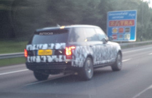 Удлиненный Range Rover замечен на дороге