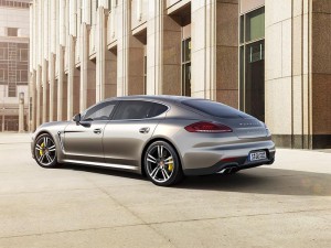 Porsche Macan предрекают статус бестселлера и другие премьеры бренда