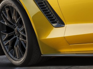 В Детройте дебютировал мощнейший Chevrolet Corvette Z06