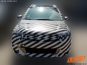 Серийный Citroen C-XR вышел на тесты в Китае