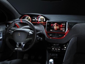 «Заряженный» Peugeot 208 GTi уже доступен в России