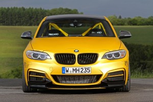 Manhart Racing превратило спортивное купе BMW M235i Coupe в гоночный болид