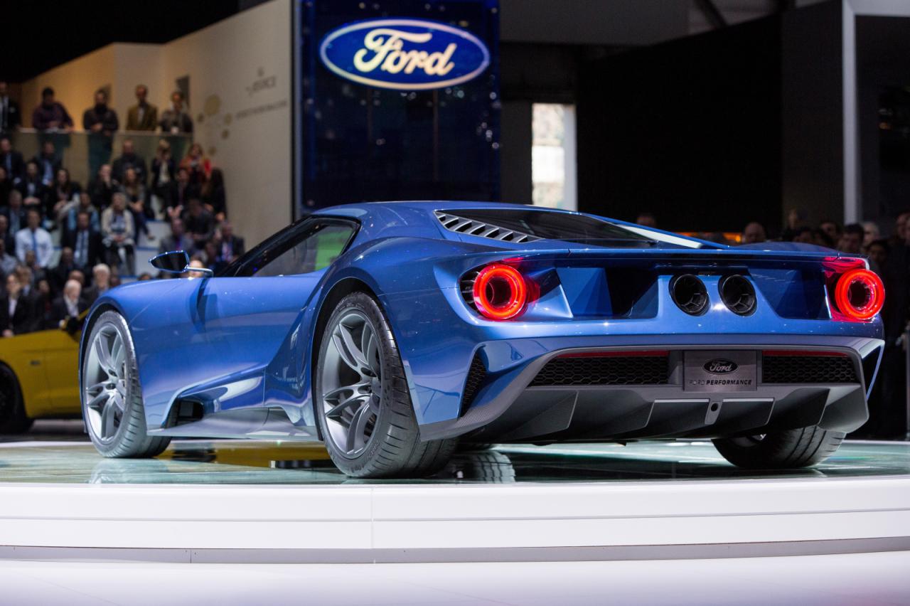 ford-gt-2015-2