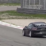 Гоночная версия Porsche Caymang GT4