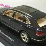 Bentley Bentayga 1:18 model