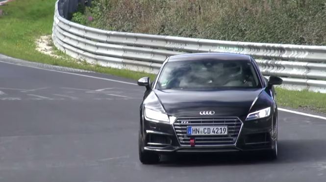 Audi TT RS 2017 test mule TTS spy video