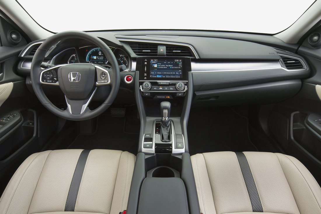 Honda Civic 2016 седан