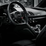 Audi R8 V10 Plus 2015 в цвете Mythos Black