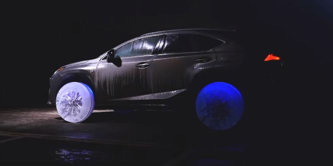 Lexus NX на ледяных колесах