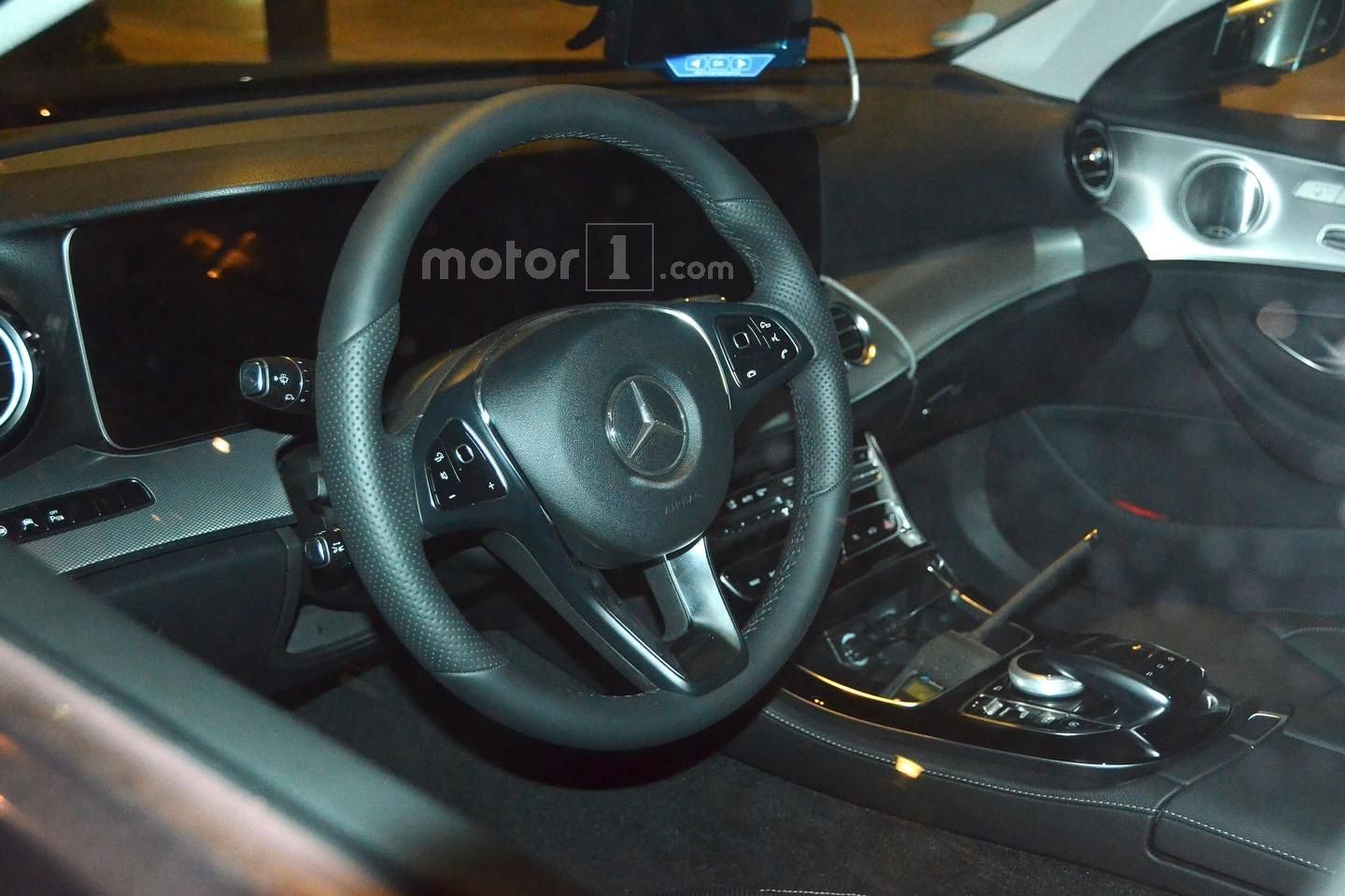 Mercedes-Benz E-Class 2016 шпионское фото интерьера