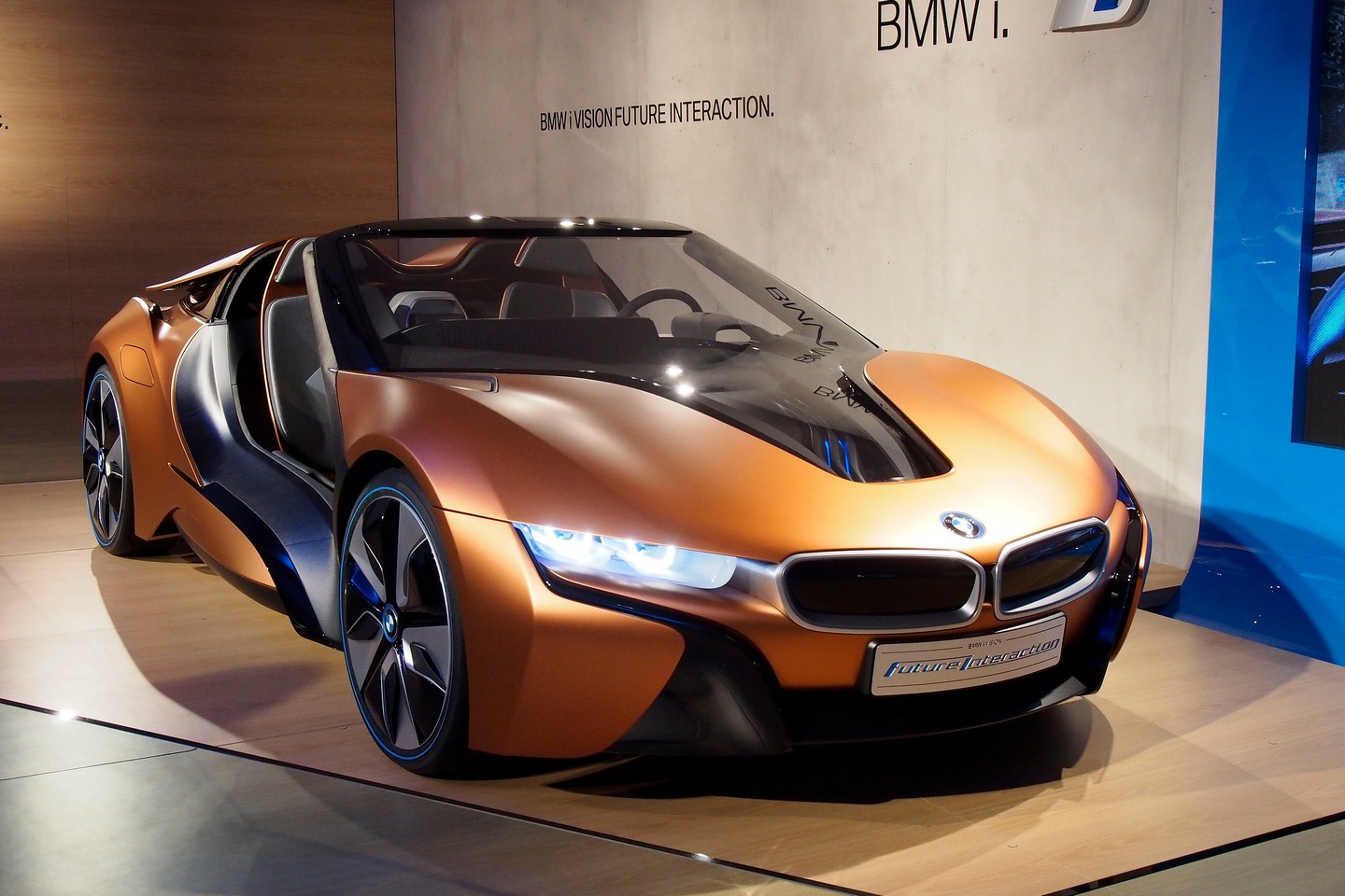 BMW i8 Vision Future Interaction  на CES 2016