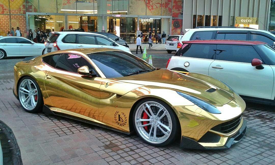 Ferrari F12 Gold + PUR Wheels