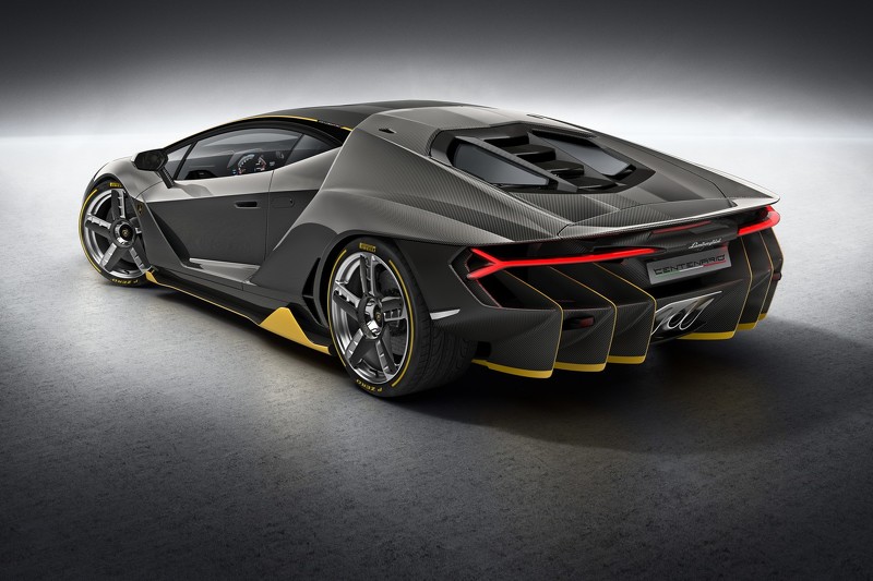 Lamborghini Centenario официальное фото