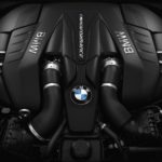 BMW 5 Series 2017 M550i двигатель