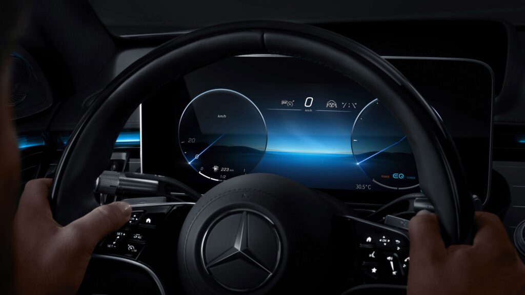 Обновленный Mercedes-Benz S-Class 2020 запечатлели без камуфляжа