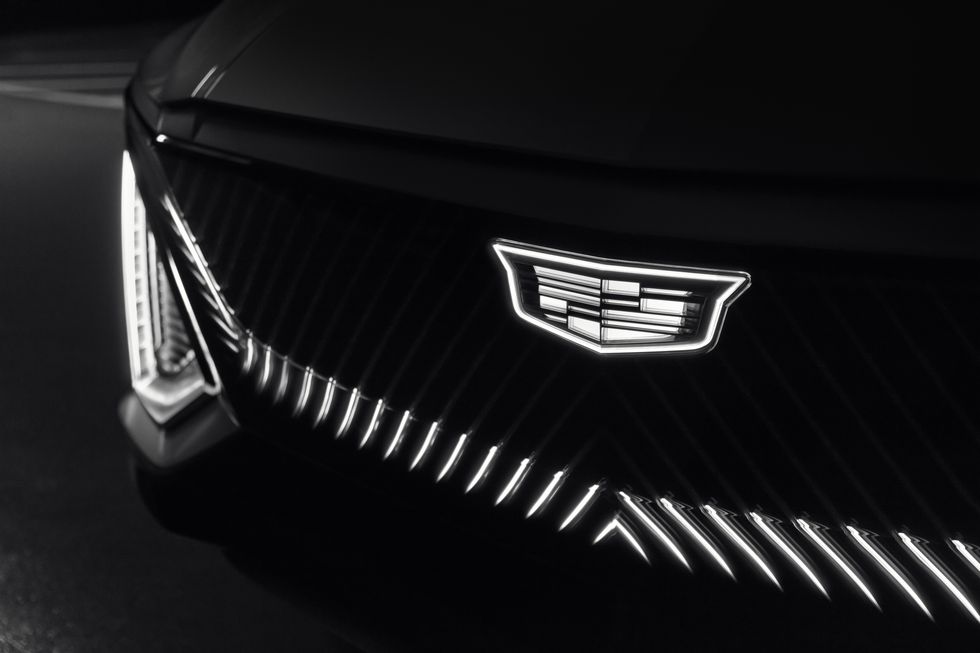 Cadillac презентовал новый электрический кроссовер