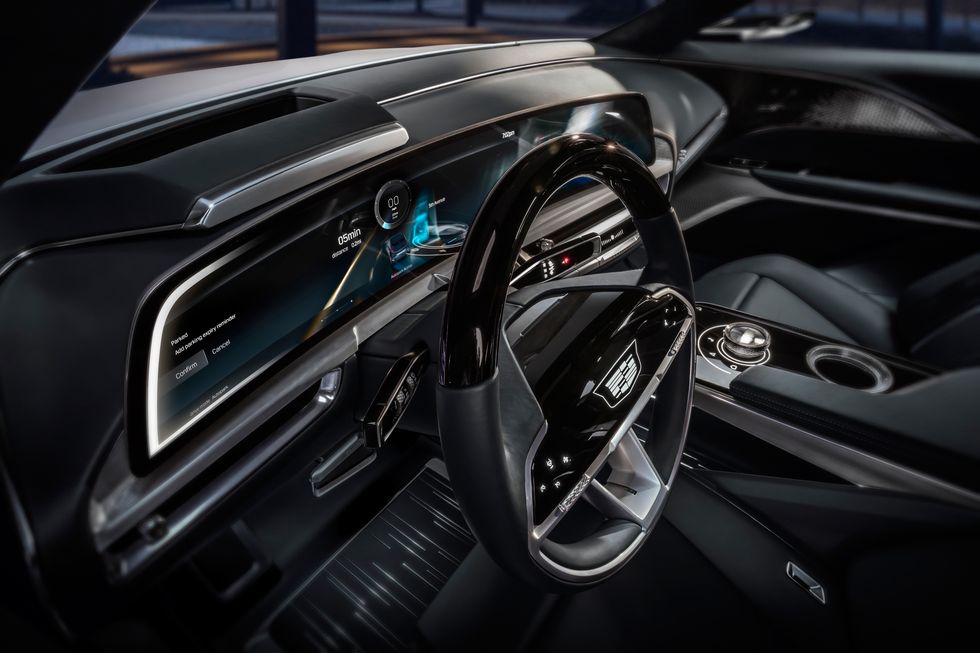 Cadillac презентовал новый электрический кроссовер
