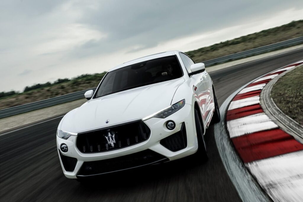 Maserati анонсировала выход 13 новых моделей