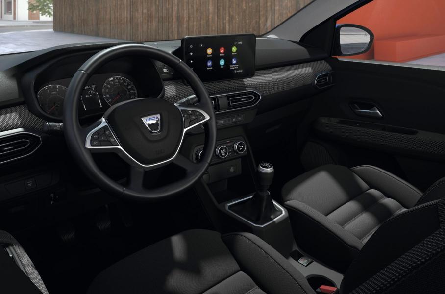 Dacia представила обновлённые модели Sandero и Logan