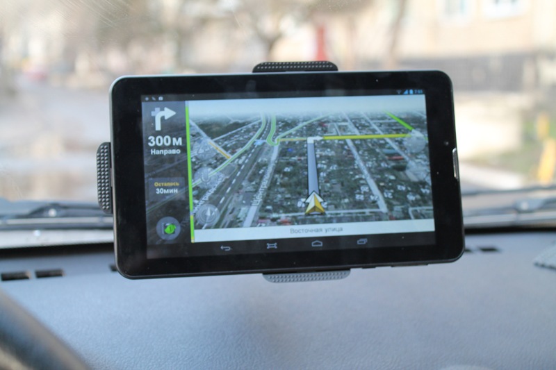 Автопланшеты с GPS навигатором 2в1