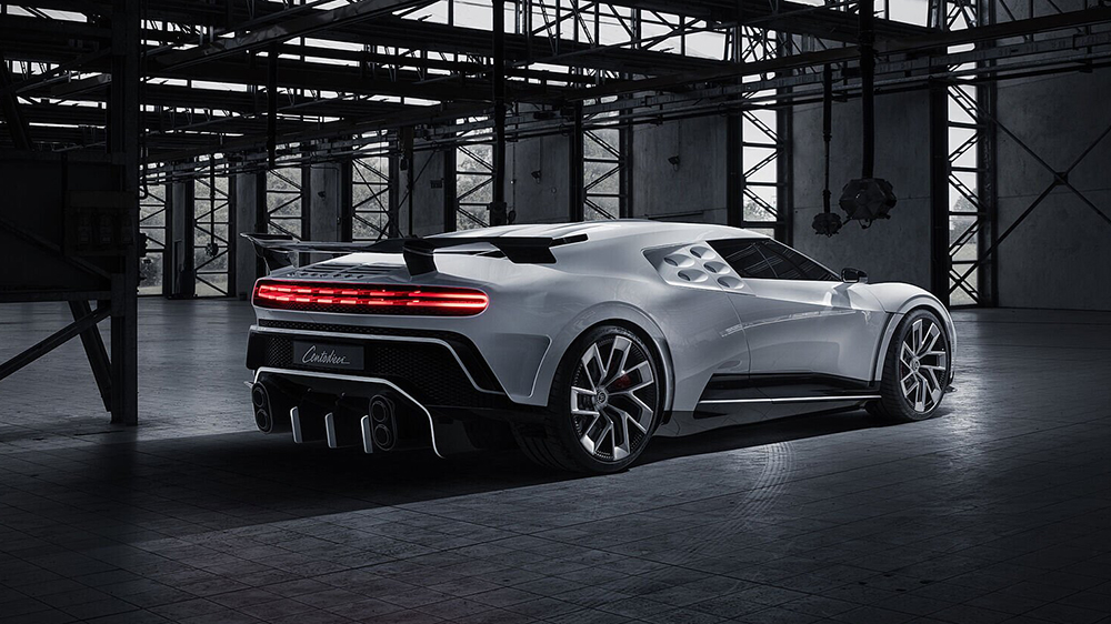 Bugatti представила первый прототип Centodieci стоимостью 9,6 млн долларов и мощностью 1600 л.с.
