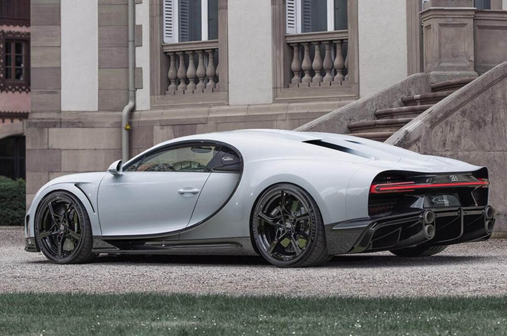 Представлен новый Bugatti Chiron Super Sport