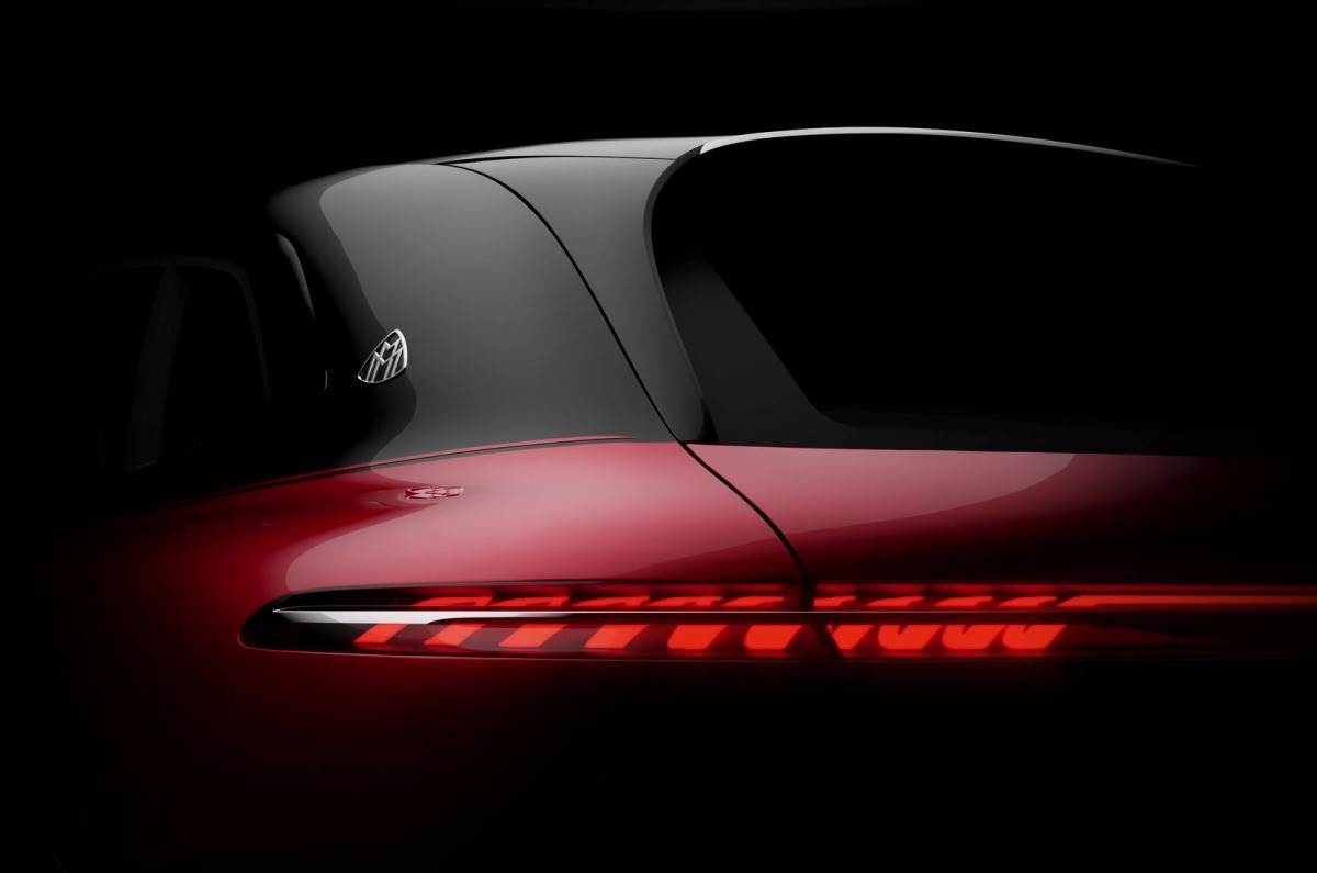 Mercedes Maybach представил ультра-роскошный электрический внедорожник EQS
