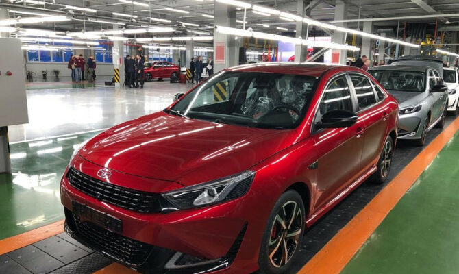 Калининградский «Автотор» запустил производство седанов С-класса китайской марки