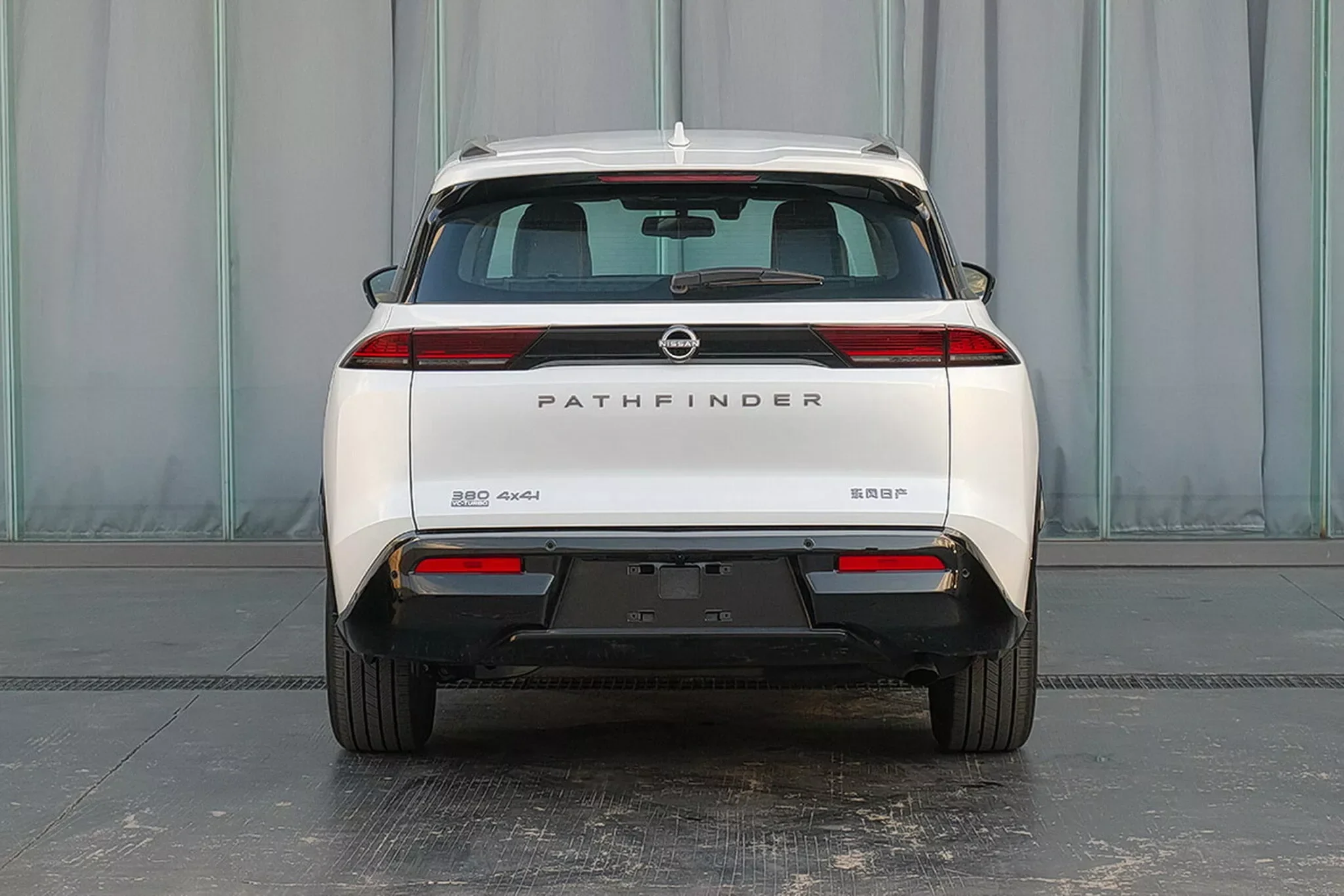Концептуальный Nissan Pathfinder для Китая запускают в серийное производство