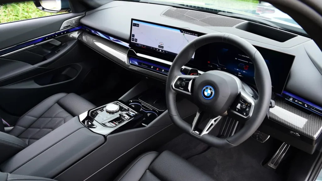 Обзор нового BMW i5 Touring 2024: по-настоящему впечатляющий электромобиль