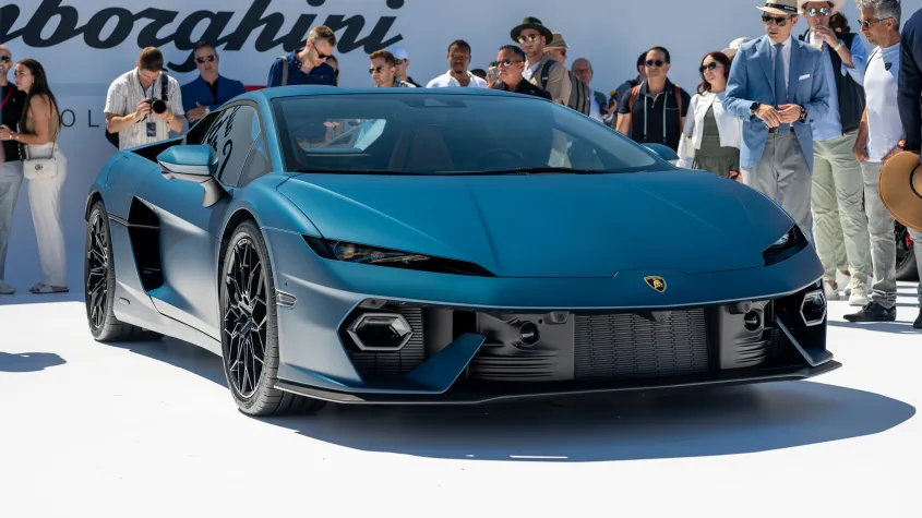 Lamborghini Temerario: новая эра суперкаров начинается с гибридного V8