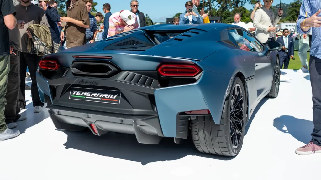 Lamborghini Temerario: новая эра суперкаров начинается с гибридного V8