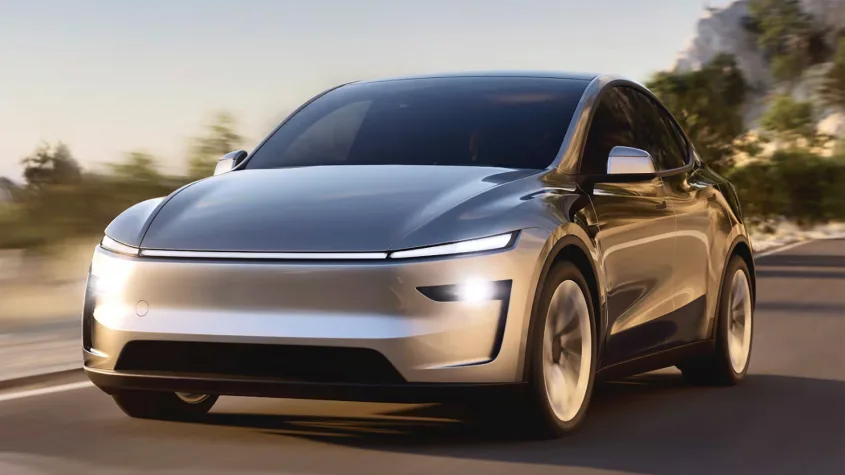 Tesla Model Y 2025 года: обновленный дизайн и увеличенный запас хода