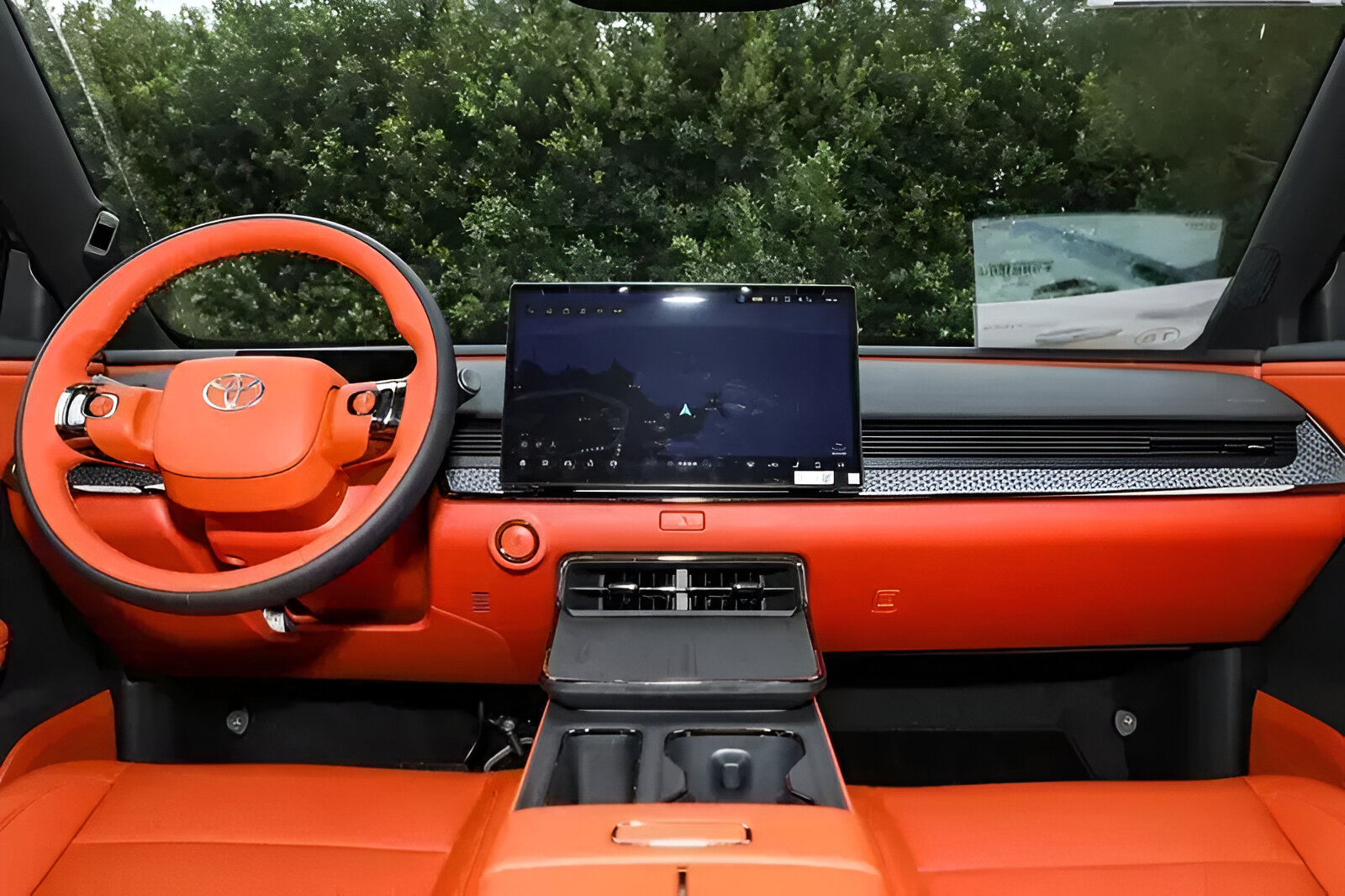 Toyota bZ3X достигла 10 тыс. поставок, еще 12 тыс. заказов в очереди