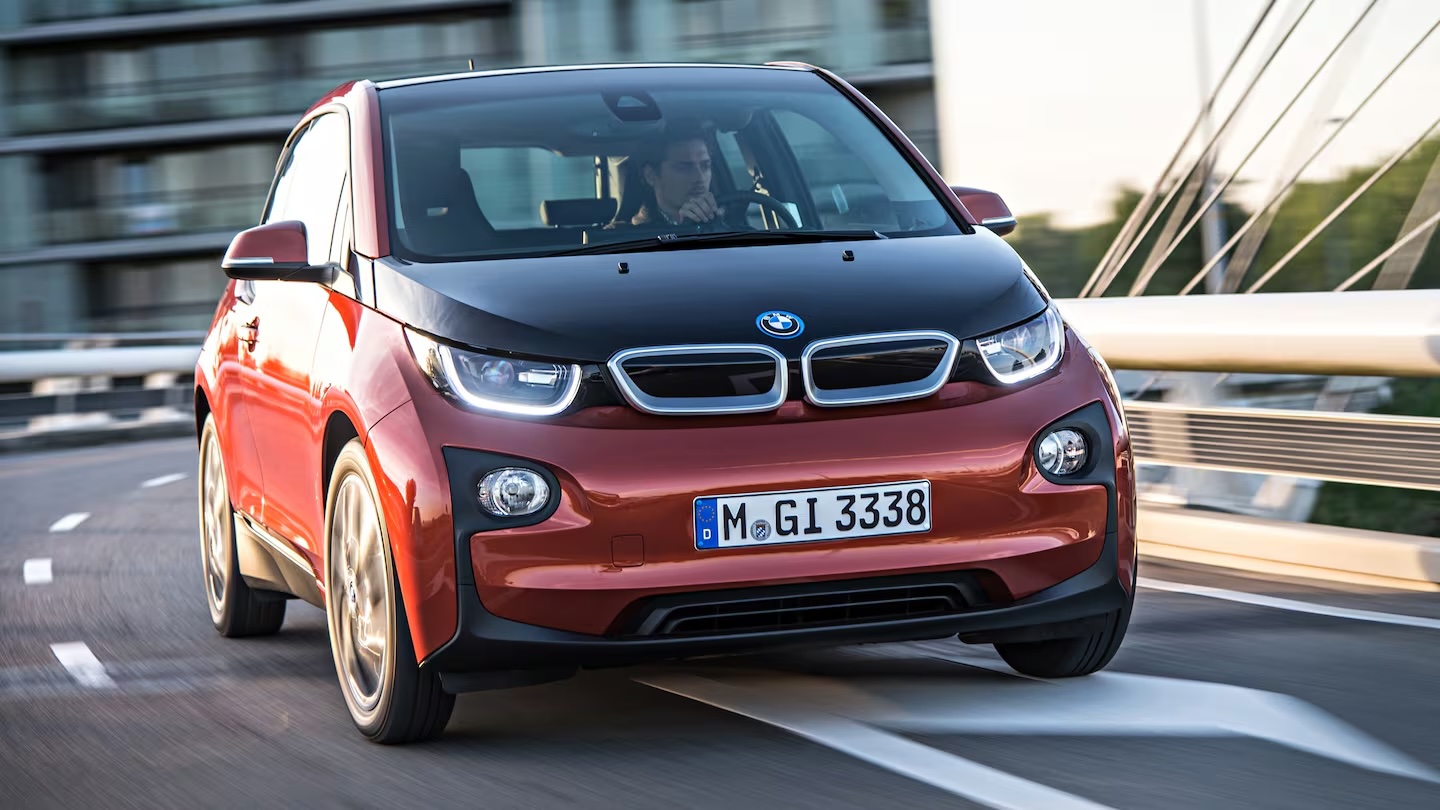 BMW вернёт технологию продлённого запаса хода в iX5 к 2026 году