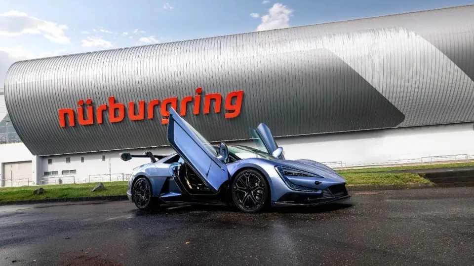 Yangwang U9 от BYD вновь выйдет на трассу Нюрбургринга для попытки улучшить рекорды
