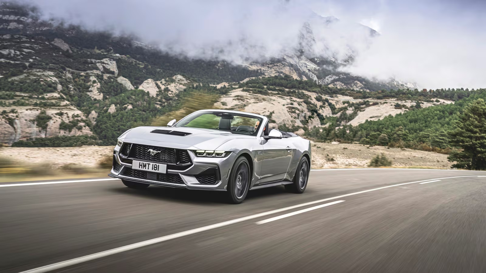 Ford отзывает более 105 000 Mustang в США из-за проблем с освещением