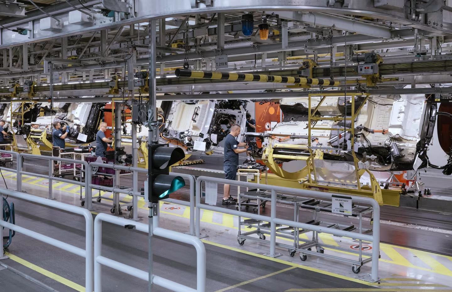 BMW запускает новую класс-модель с увеличенным запасом хода
