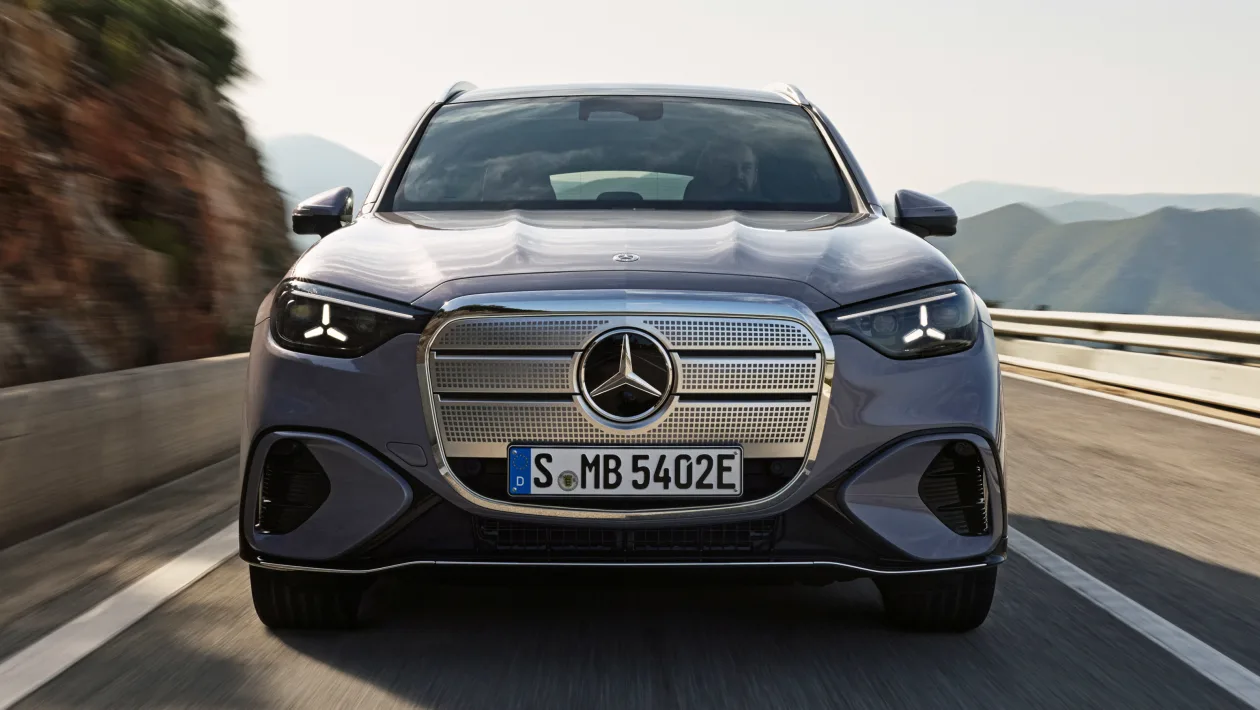 Представлен новый Mercedes GLC 2025 с огромным MBUX Hyperscreen и EQ Technology