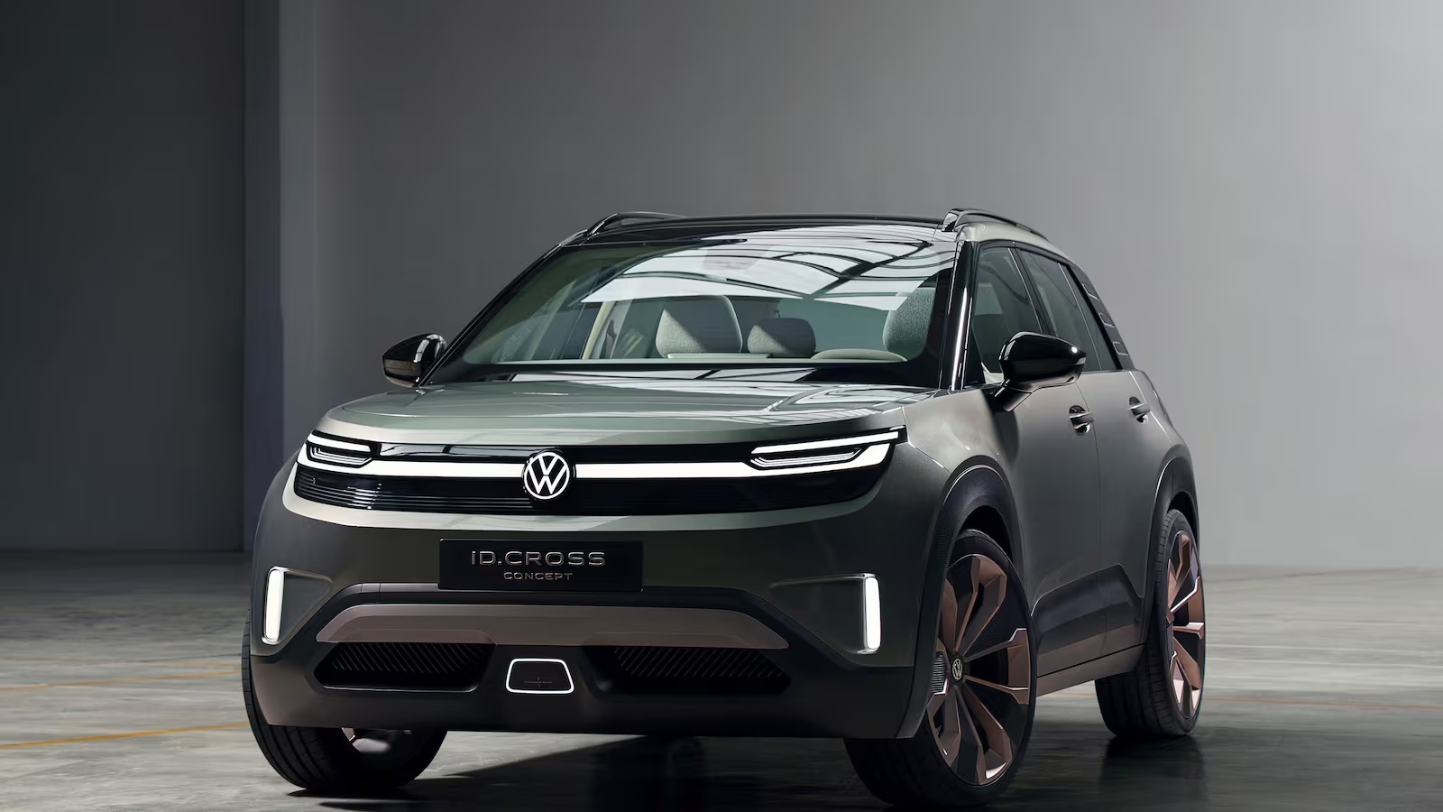 Volkswagen показал компактный электроседан ID Cross с ретро-черточками