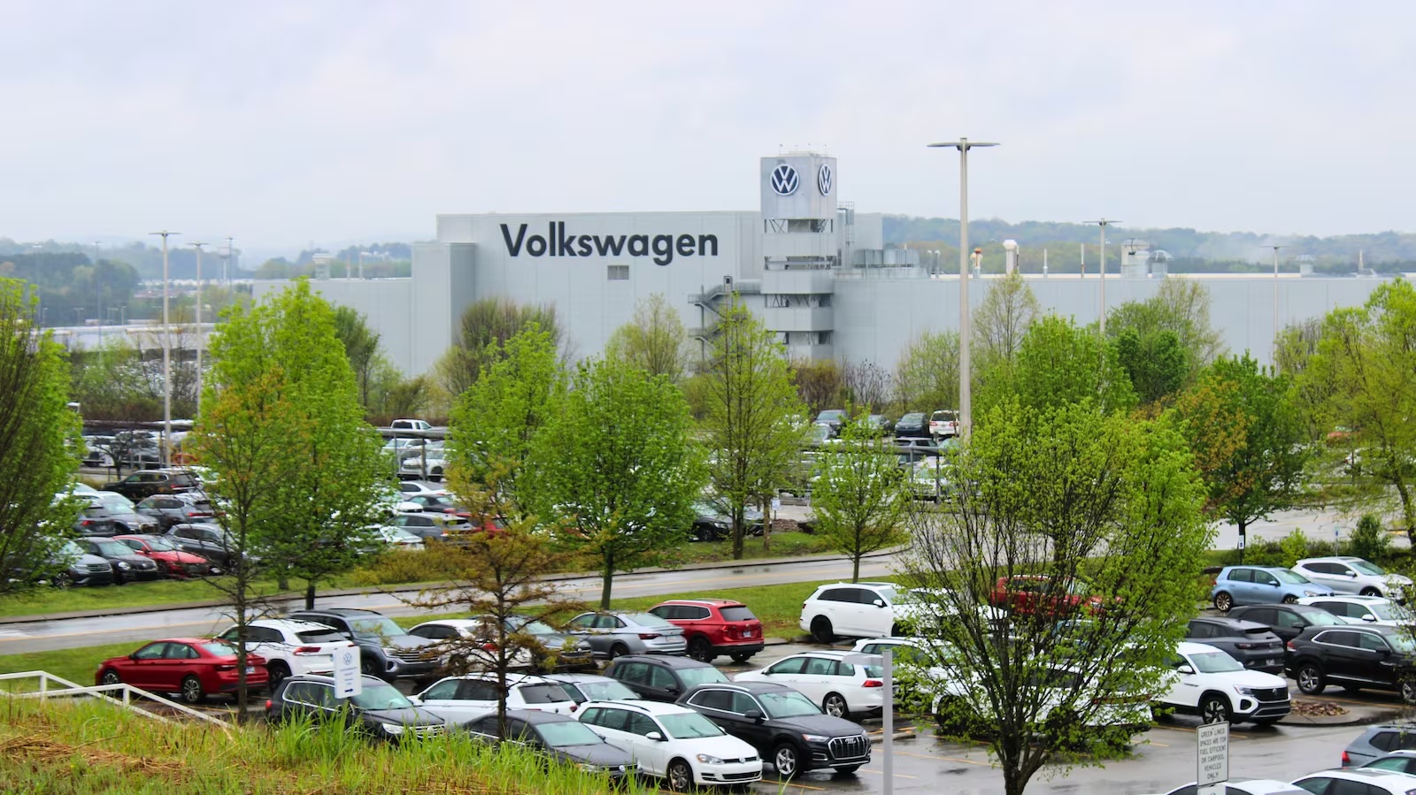 Volkswagen делает последнее предложение по контракту профсоюзу UAW в Чаттануге