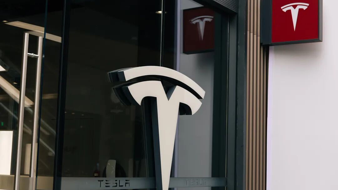 Tesla снизила цену Model 3 Long Range в Китае на 1,4 тыс. долларов